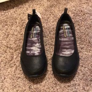 Skechers memory foam flats